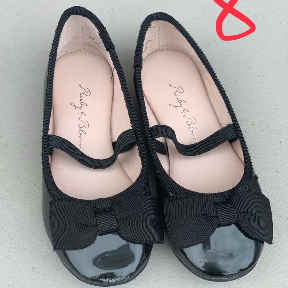 Girl dress shoes